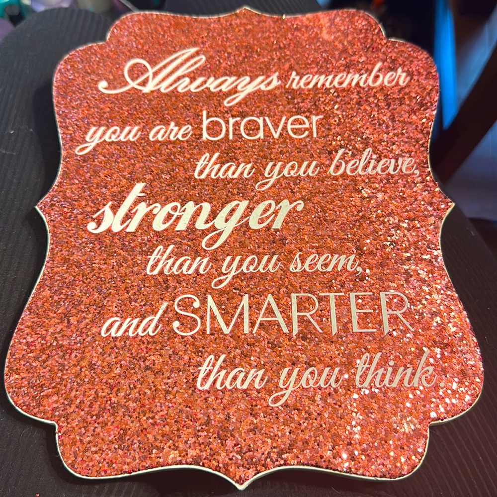 Perfect sign  for a girls bedroom.